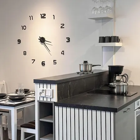 Apartamento Asemapuisto