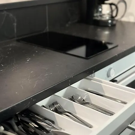 Asemapuisto Apartamento *