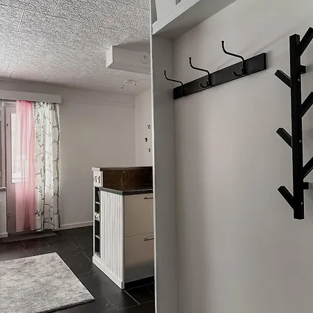 Asemapuisto Apartamento *