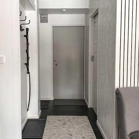 Asemapuisto Apartamento *