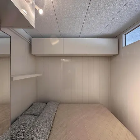 Apartamento Asemapuisto *